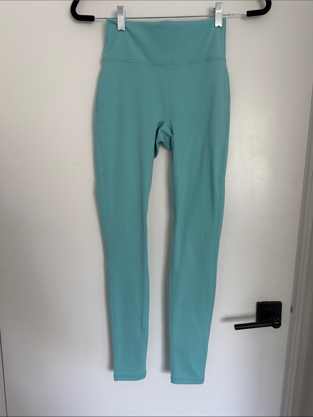 Fabletics Teal Turquoise High-Waisted Athletic Workout Leggings Size XS